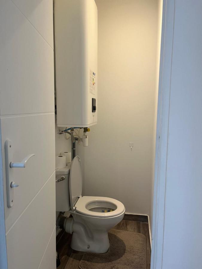 Appartement 4 Personnes, Aeroport Marseille Мариньян Экстерьер фото