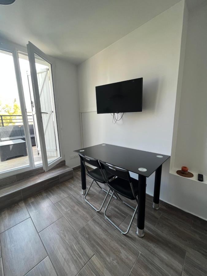 Appartement 4 Personnes, Aeroport Marseille Мариньян Экстерьер фото